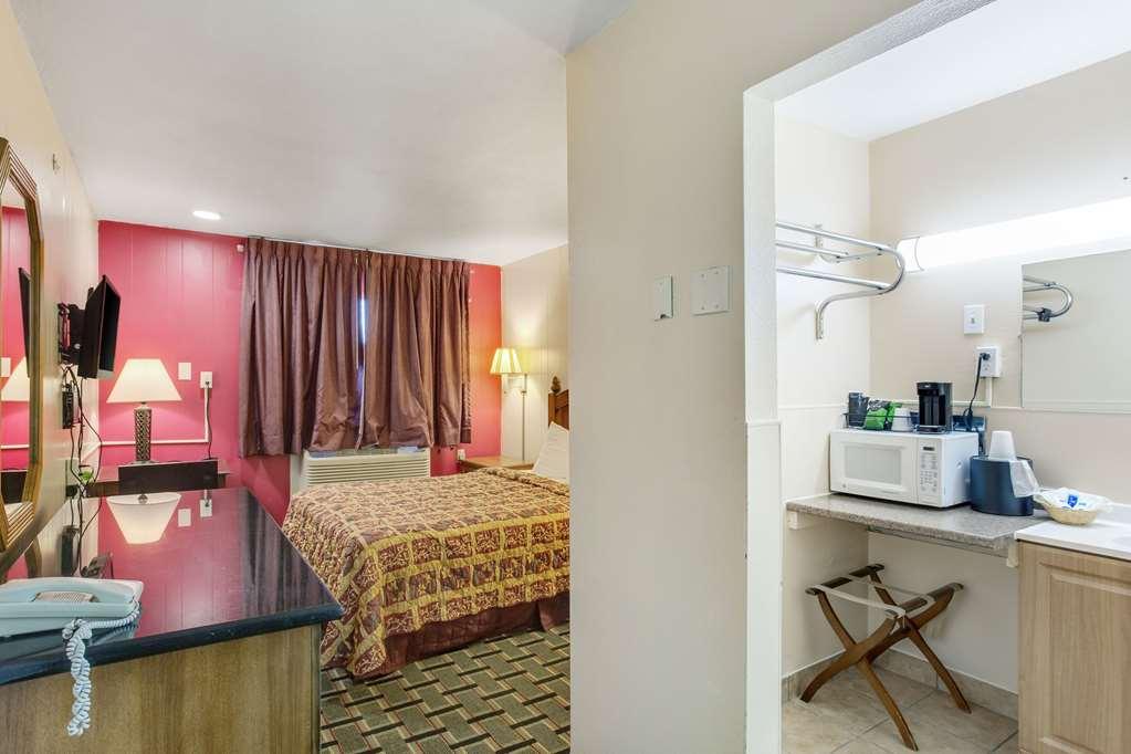 Rodeway Inn & Suites Raton Cameră foto